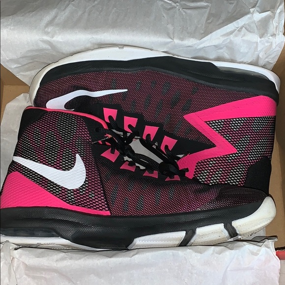 size 7 nike basketball shoes